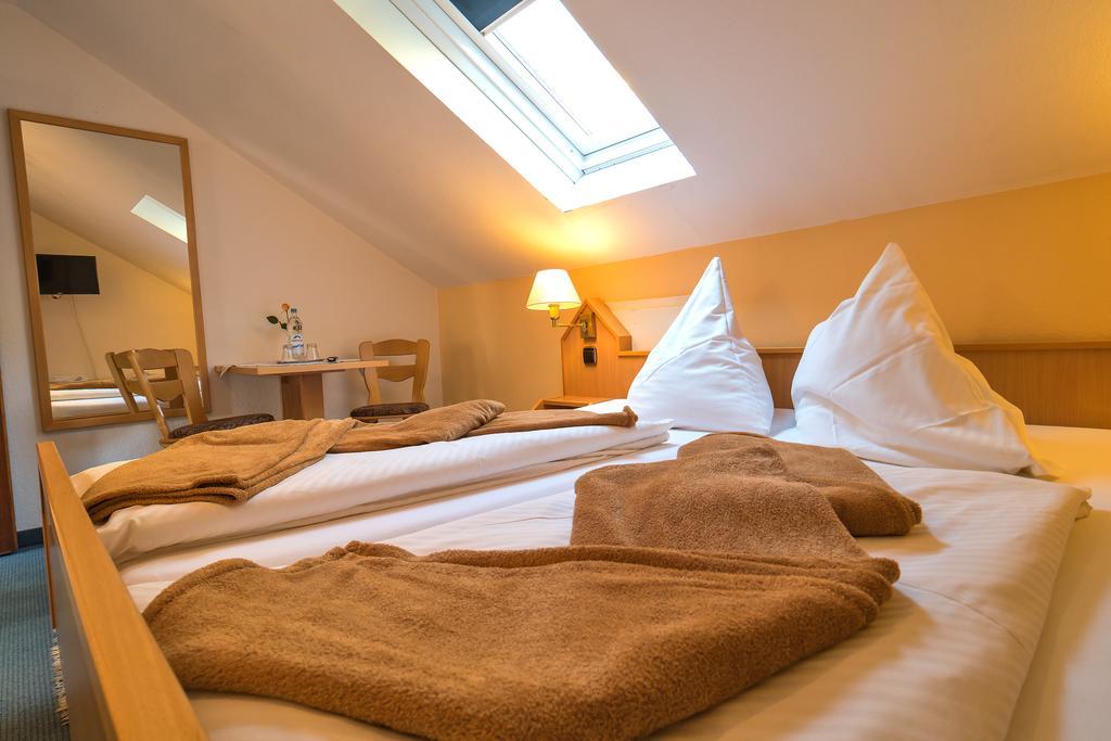 Hotel Zum Lieben Augustin Meersburg Habitación foto