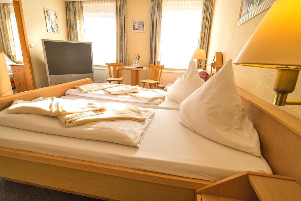 Hotel Zum Lieben Augustin Meersburg Habitación foto
